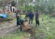 Penghijauan Monumen Trisula, TNI-Polri Bersama SMKN 1 Bakung Wujudkan Kepedulian Lingkungan 13 IMG 20260526 WA0019