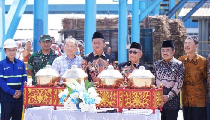 Dandim 0808/Blitar Dampingi Bupati Dan Forkopimda Hadiri Manten Tebu 2026 Di PG Rejoso Manis Indo