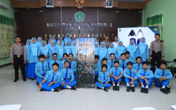 Taruna AKPOL Angkatan 58 Berikan Penyuluhan Kenakalan Remaja dan Motivasi Belajar di SMAN 8 dan MAN 2 Kota Kediri 3 IMG 20260610 WA0058