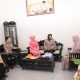 Anjangsana Hari Bhayangkara ke-80, Kapolres Kediri Kota Hadir Menguatkan Anggota yang Sedang Sakit