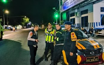 Kawal Hingga Fajar, Kabag Ops Polres Kediri Kota Pastikan Rombongan PSHT Melintas Kediri Kota Aman 3 IMG 20260624 WA0194