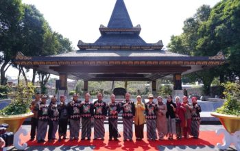 Dandim 0808/Blitar Hadiri Peringatan Hari Lahir Pancasila 2026, Kirab Gunungan Lima Dan Genduri Pancasila Perkuat Semangat Persatuan