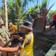 Percepat Pembangunan Infrastruktur, Sertu Hary Bersama Warga Gelar Pengecoran Jembatan Aramco