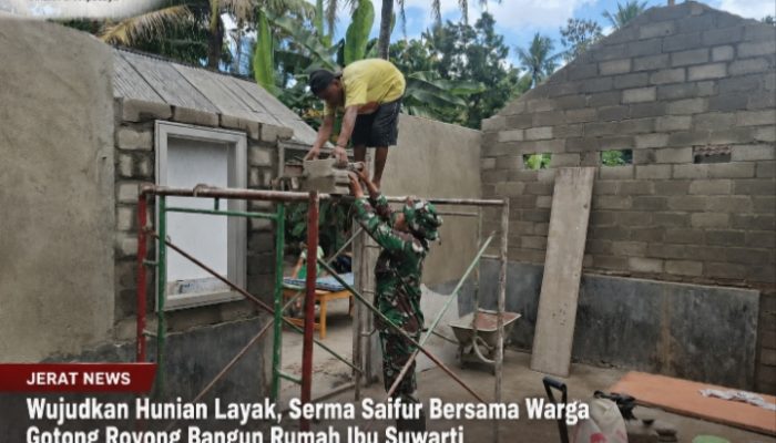 Wujudkan Hunian Layak, Serma Saifur Bersama Warga Gotong Royong Bangun Rumah Ibu Suwarti