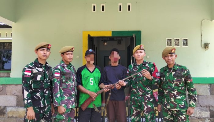 Satgas Pamtas RI Malaysia Yonarmed 19/Bogani Amankan Senjata Api Rakitan dari Warga di Perbatasan
