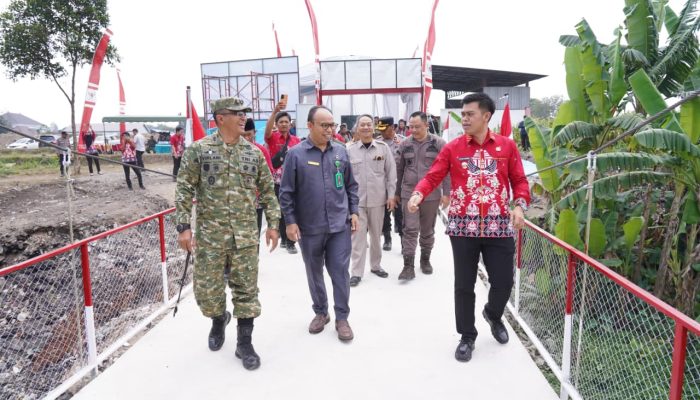 Dandim 0808/Blitar Hadiri Launching 2.500 Jembatan Garuda dan 3.000 Titik Air Bersih oleh Presiden Prabowo Subianto