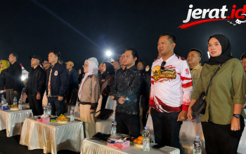 Yakuza Maneges Hadiri Puncak Festival Omah Sawah, Ribuan Warga Tumpah Ruah. Wali Kota Kediri Tekankan Kamtibmas 4 file 00000000104481fa97d34bc4d876923a
