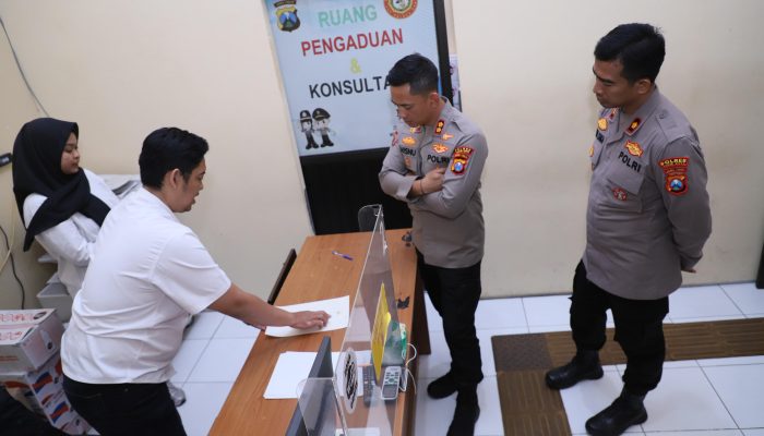 Pastikan Pelayanan Maksimal, Kapolres Kediri Kota Tinjau Mako Satlantas dan Satresnarkoba
