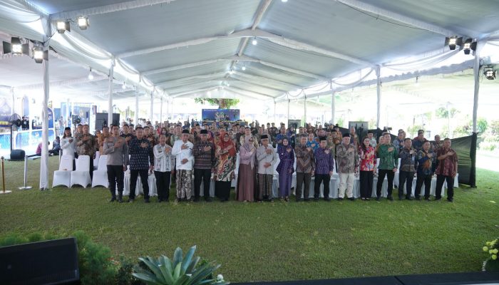 Dukung Ekonomi Syariah, Wakapolres Kediri Kota Hadiri Opening Semarak Ekonomi Syariah di Balai Kota