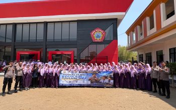 Tak Sekadar Kenalkan AI, Polres Kediri Kota Bekali Pelajar Cara Saring Informasi di Medsos 4 IMG 20260917 WA0114