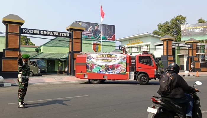 Kodim 0808/Blitar Salurkan Bantuan Air Bersih Untuk Warga Sumberagung Panggungrejo