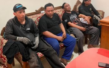 Komplotan “Selep Jagung” Asal Nganjuk Ditangkap di Pakel, Gunakan Mesin dengan Tampungan Tersembunyi