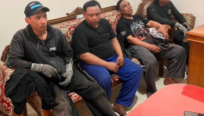 Komplotan “Selep Jagung” Asal Nganjuk Ditangkap di Pakel, Gunakan Mesin dengan Tampungan Tersembunyi