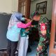 Wujud Dukungan Kesehatan, Babinsa Dan Bidan Desa Dampingi Posyandu ILP Di Ngaringan Blitar
