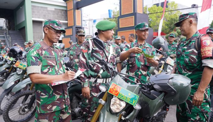 Tingkatkan Keselamatan Tugas Lapangan, Kodim 0808/Blitar Cek Kelayakan Kendaraan Dinas Jajaran